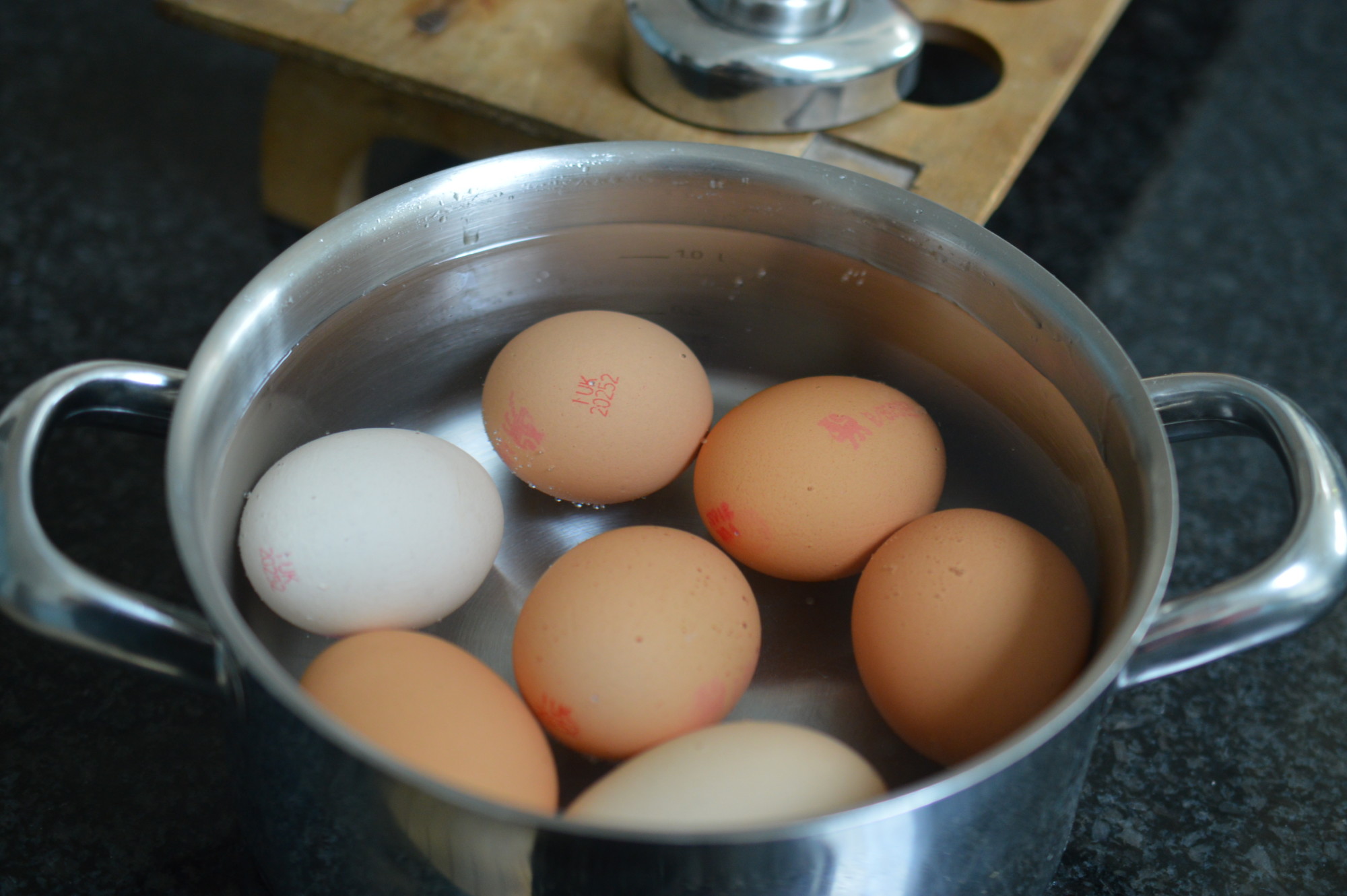 Сварить яйца в холодной воде